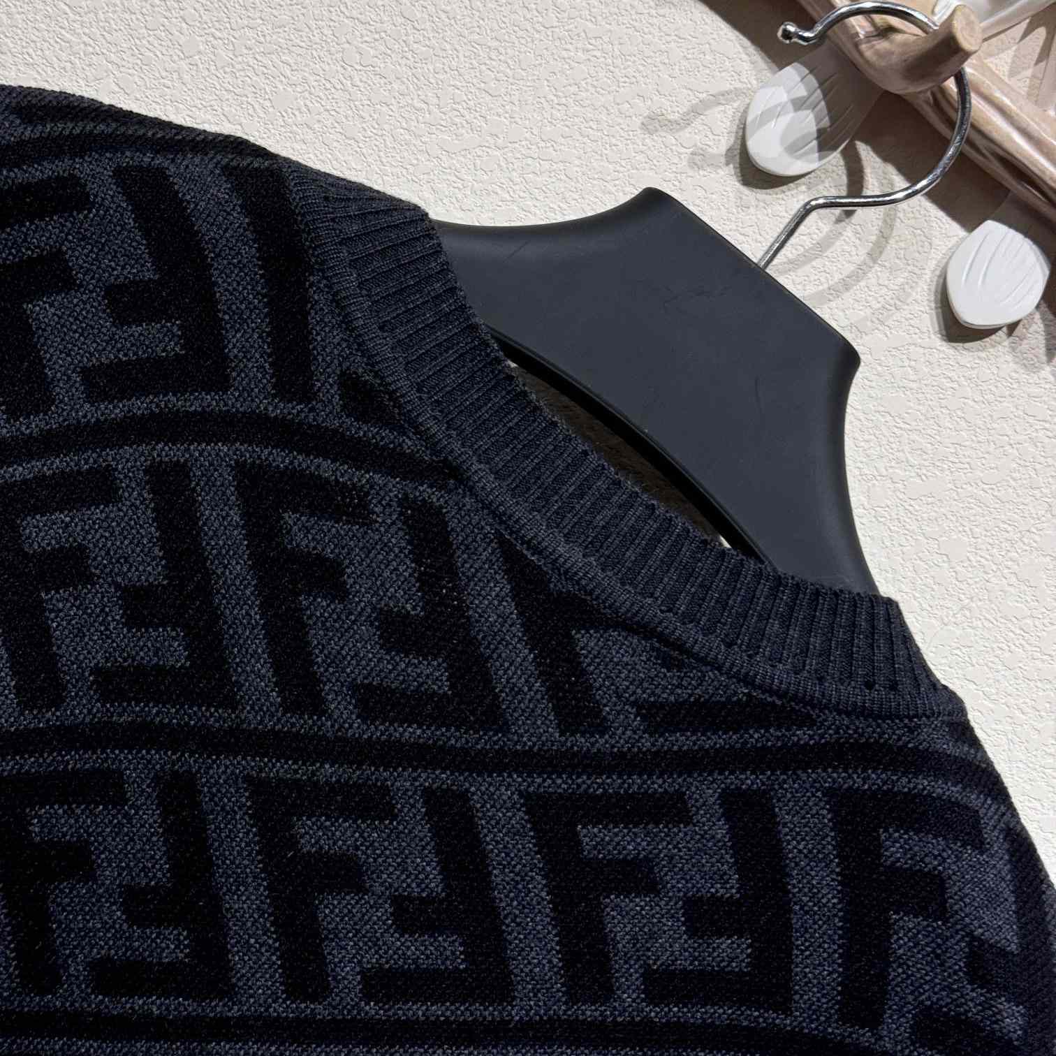 Fendi Black Wool Pullover - DesignerGu