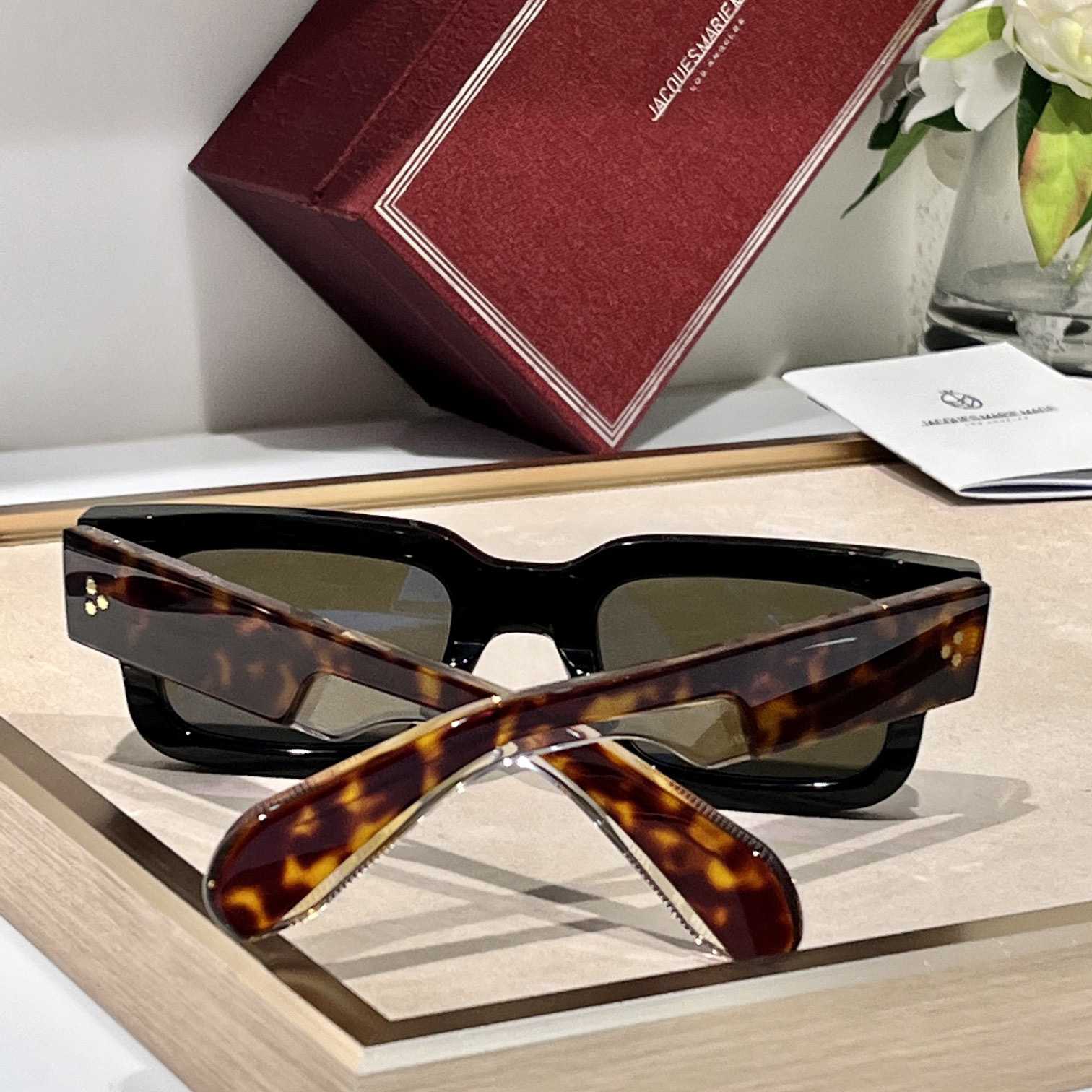 Jacquemus ASCARII Sunglasses - DesignerGu