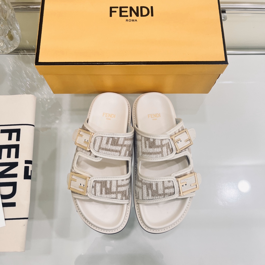 Fendi Feel Slides - DesignerGu