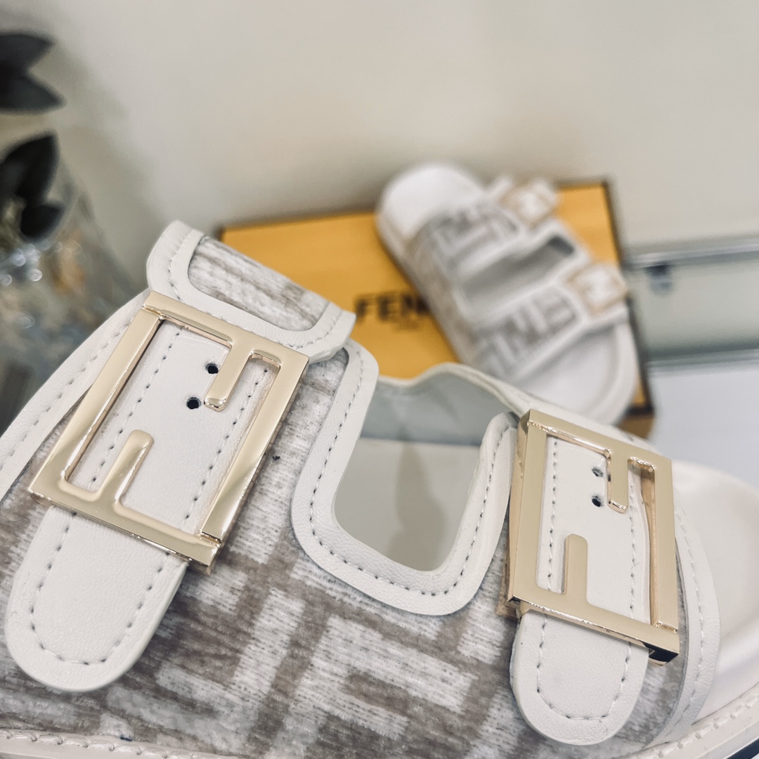 Fendi Feel Slides - DesignerGu