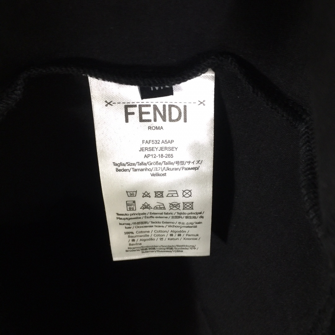 Fendi T-shirt In Black Piqué - DesignerGu