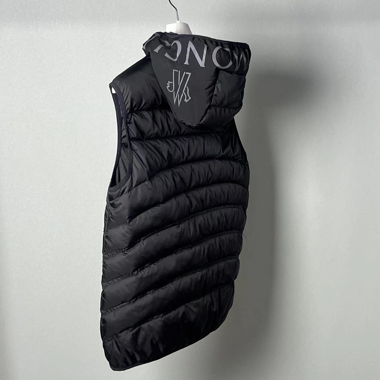 Moncler Nubiera Down Vest - DesignerGu