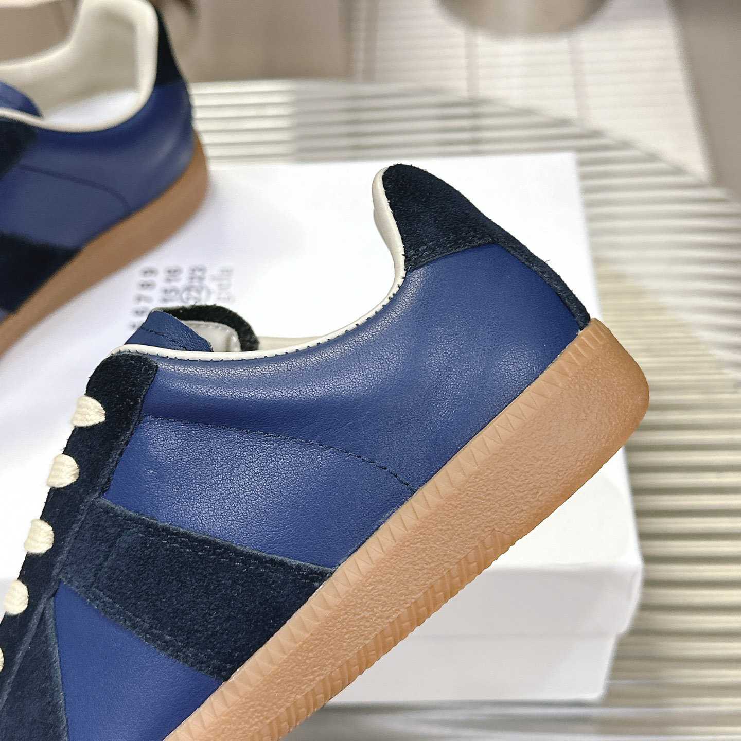 Maison Margiela Paint Replica Low-top Sneakers - DesignerGu