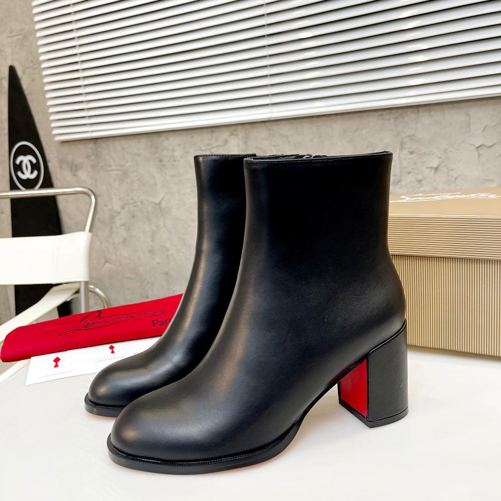 Christian Louboutin Adoxa Leather Ankle Boots - DesignerGu