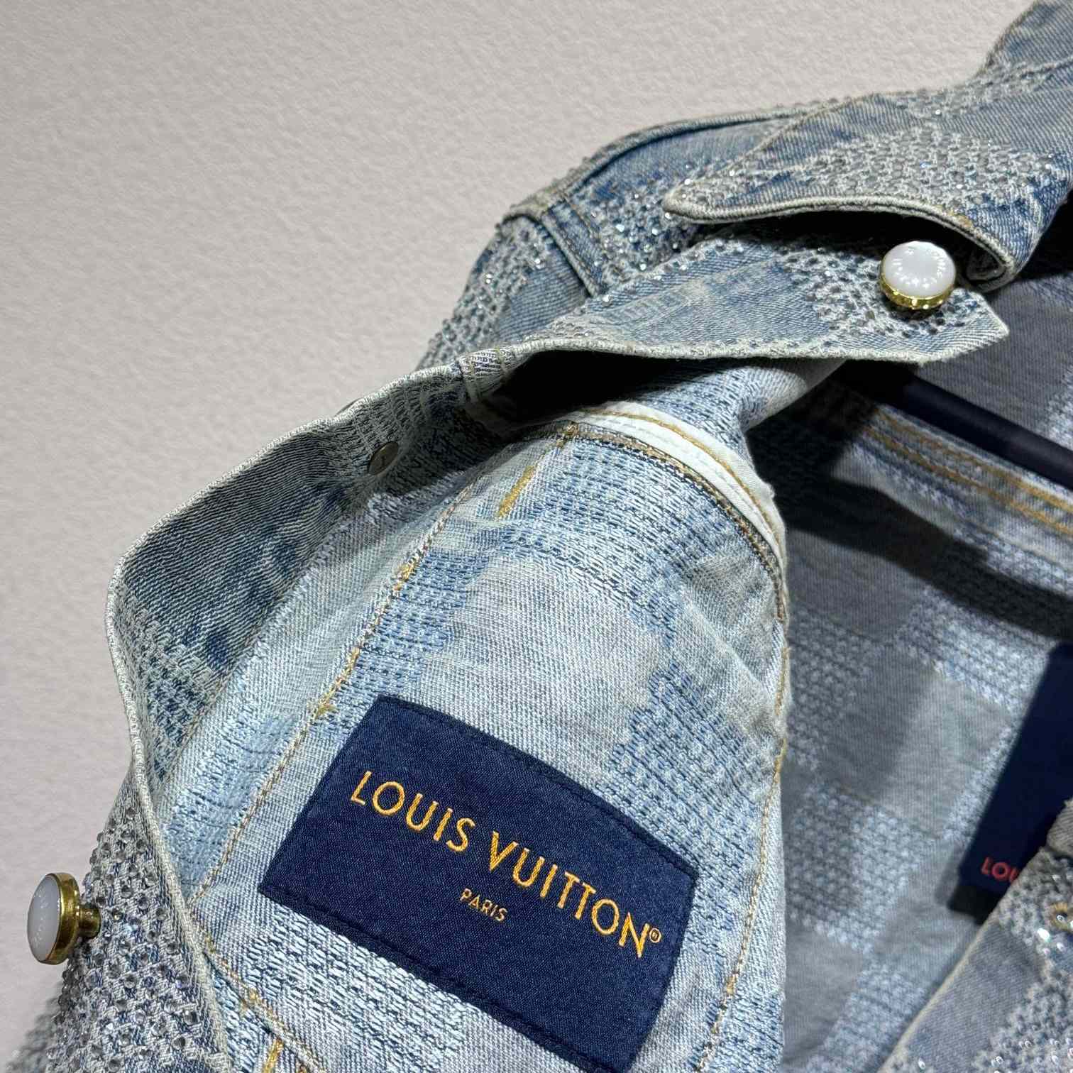 Louis Vuitton Embellished Damier Denim Jacket  1AFWXC - DesignerGu