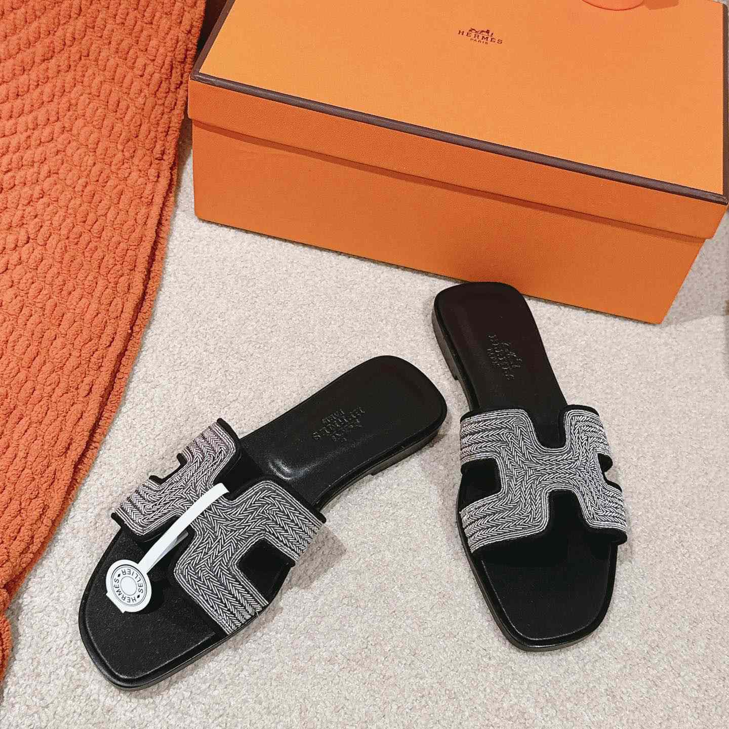 Hermes Oran Sandal - DesignerGu