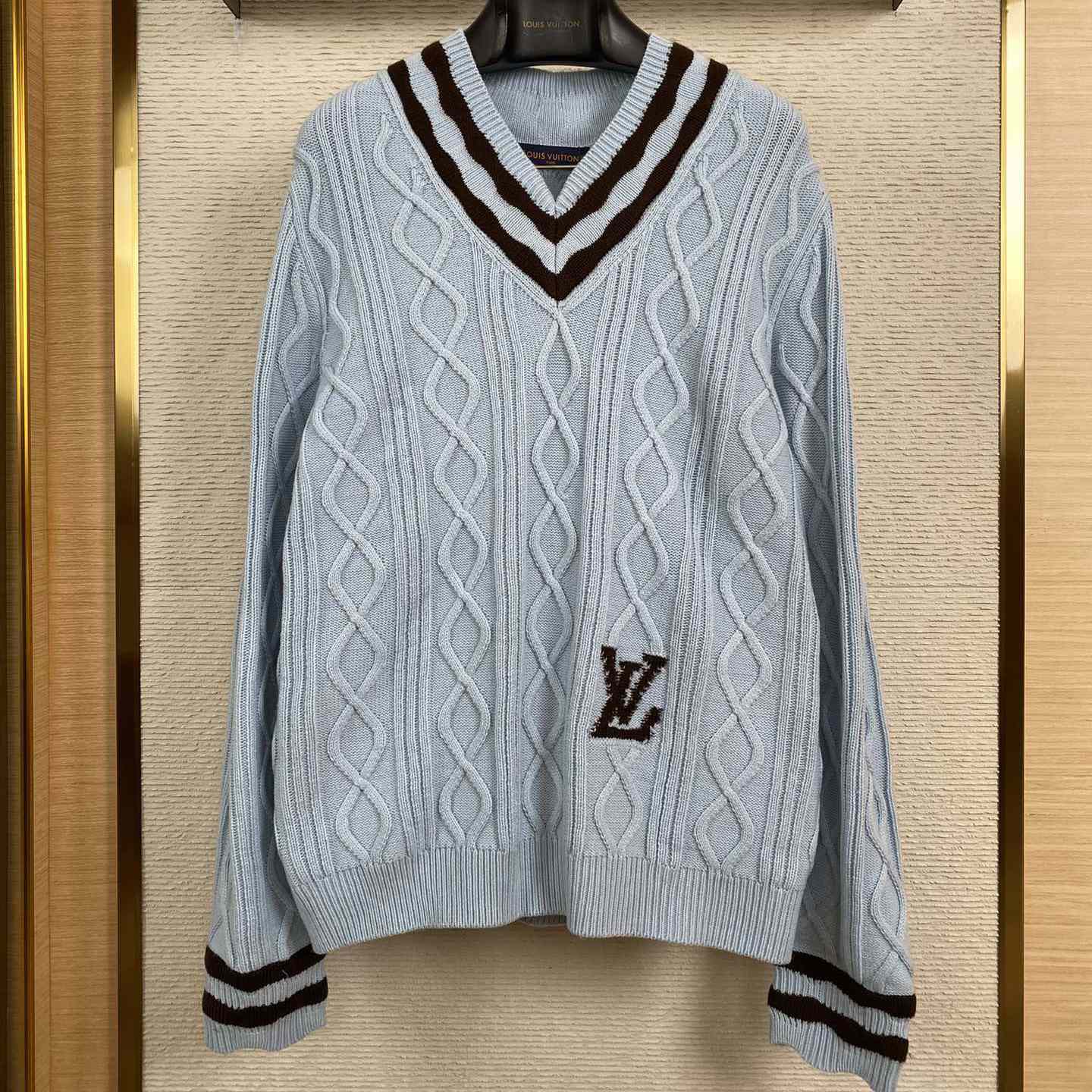 Louis Vuitton Cable-Knit Wool And Mohair V-Neck Pullover   1AFPYY - DesignerGu