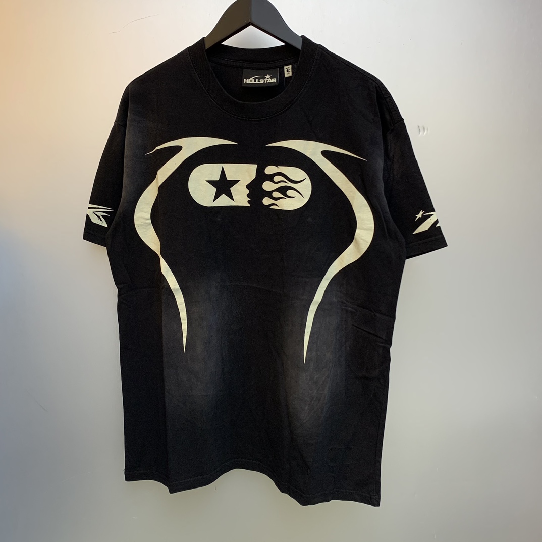 Hellstar Warm Up T-shirt - DesignerGu