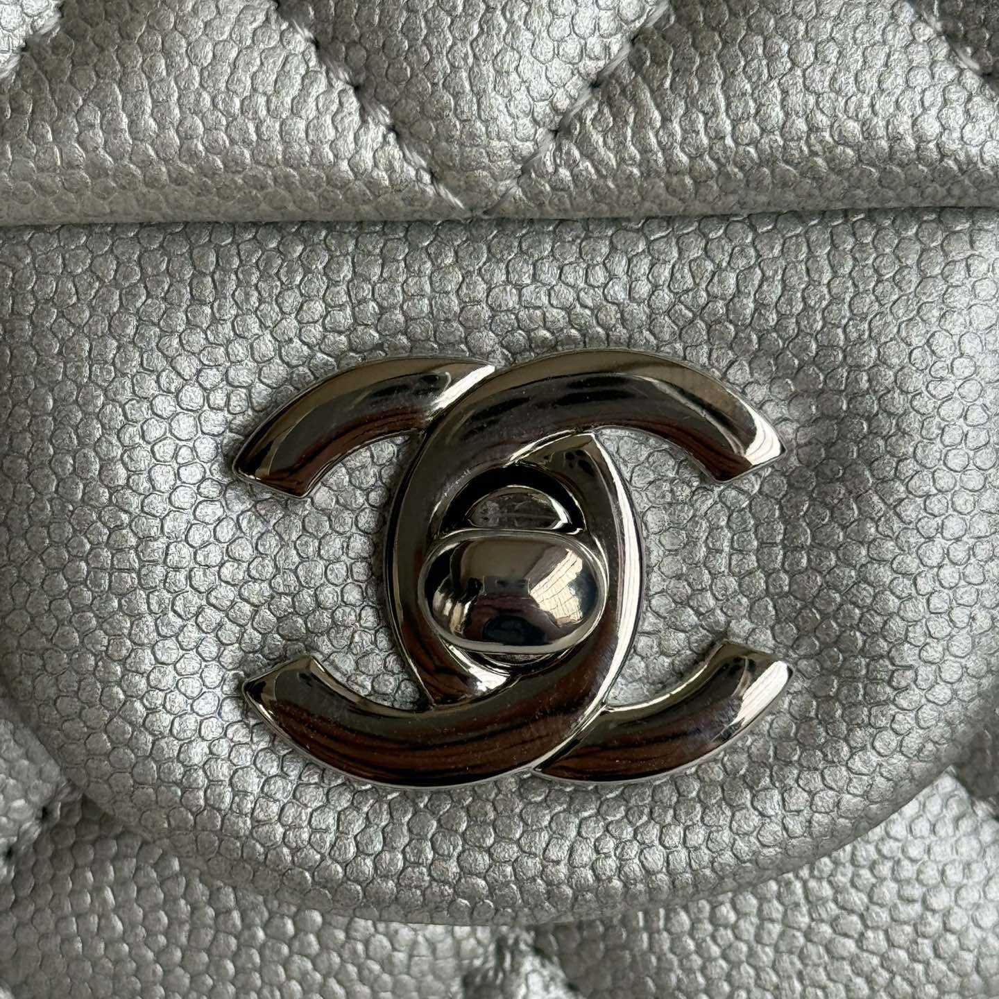 Chanel Bag   20x12x6cm - DesignerGu