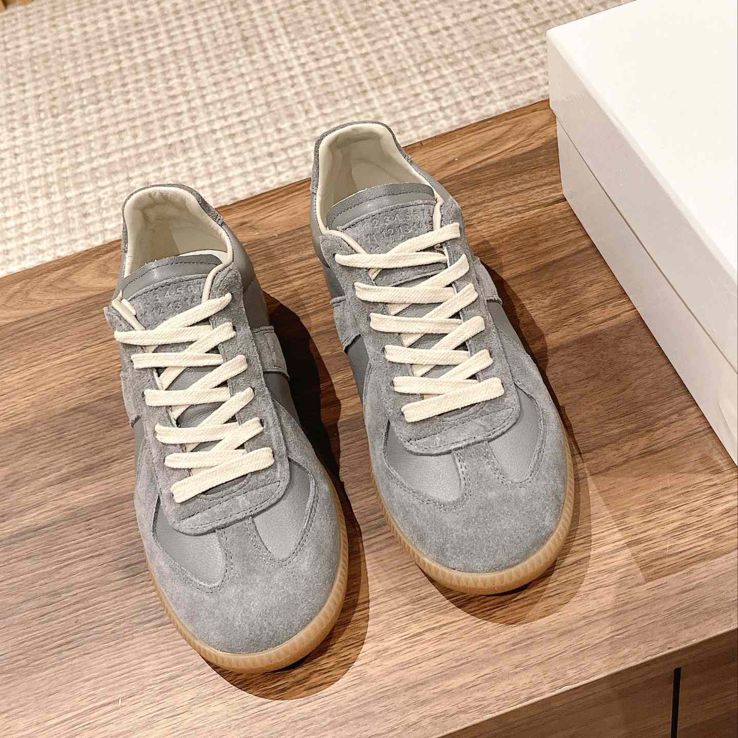 Maison Margiela Paint Replica Low-top Sneakers - DesignerGu