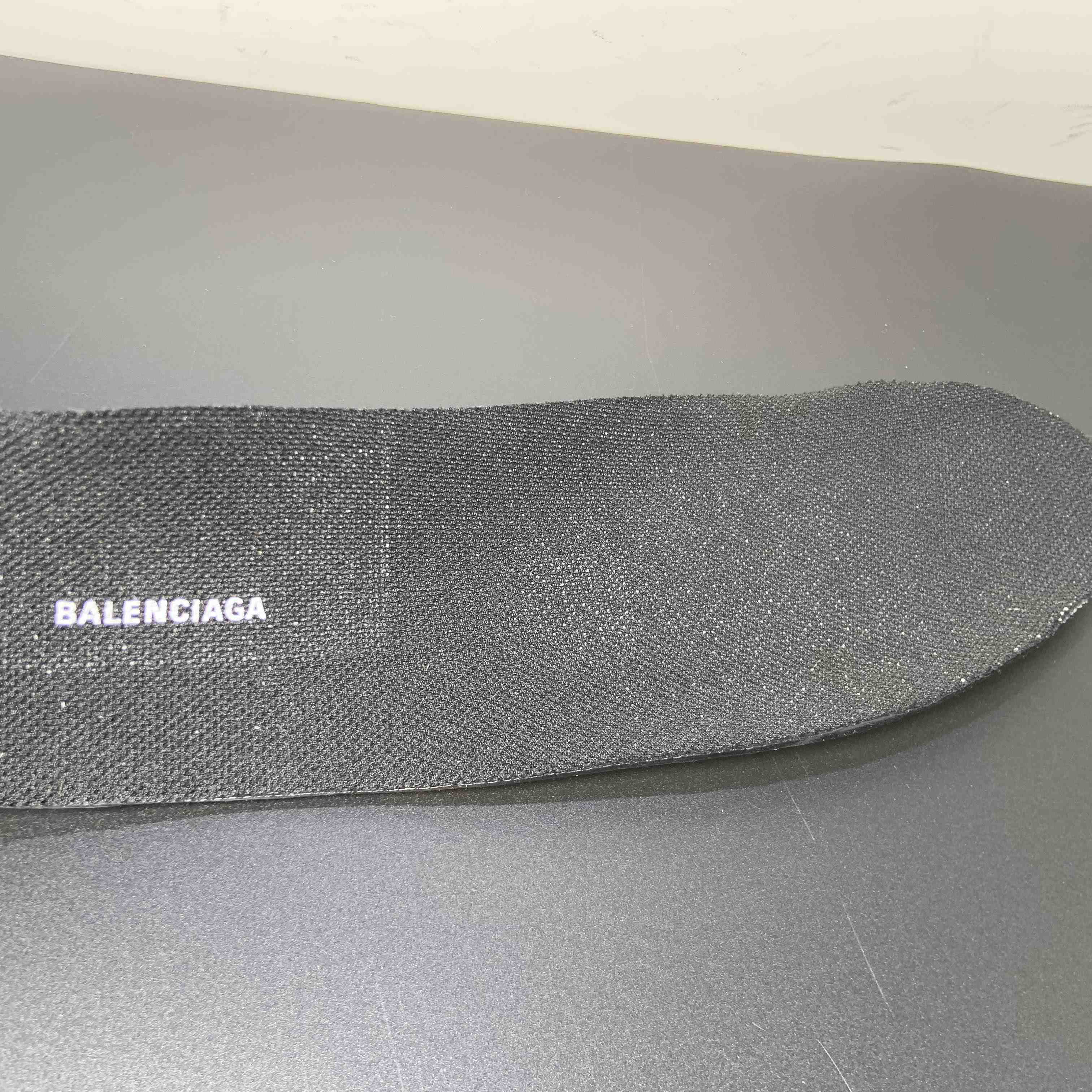 Balenciaga Track Signature Sneaker in black - DesignerGu