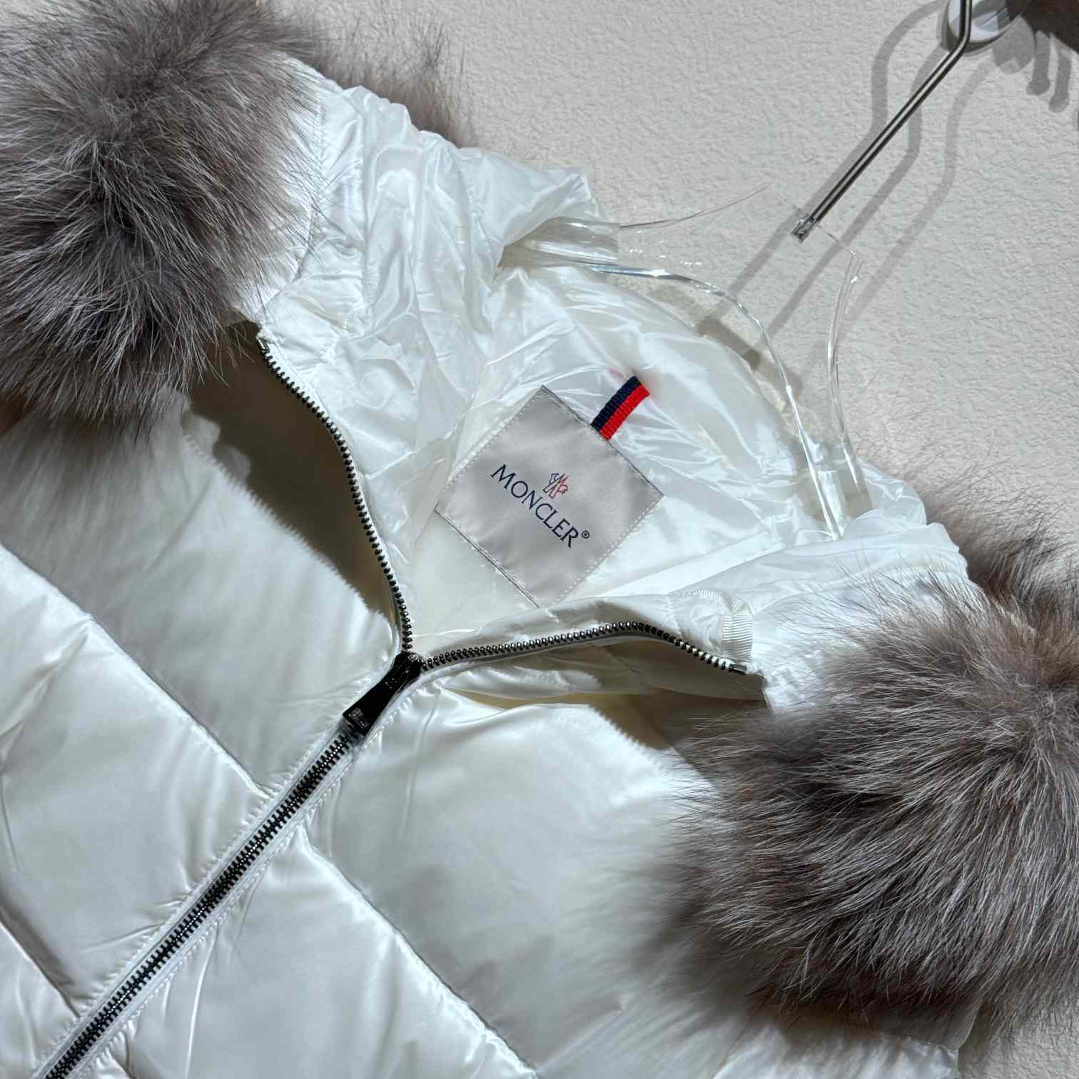 Moncler Boed Down Jacket - DesignerGu