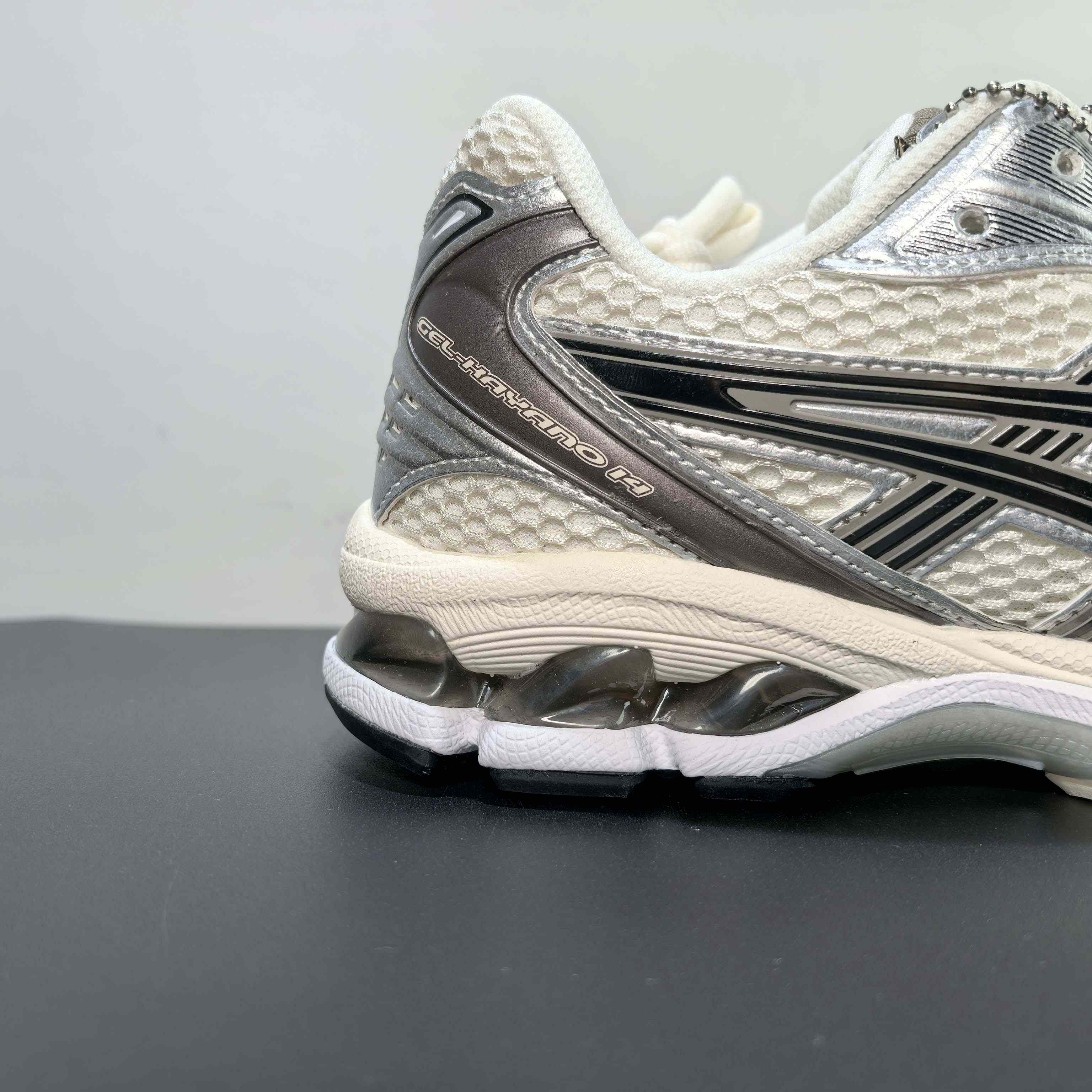 Asics Gel-Kayano 14 Sneakers    1201A019-108 - DesignerGu