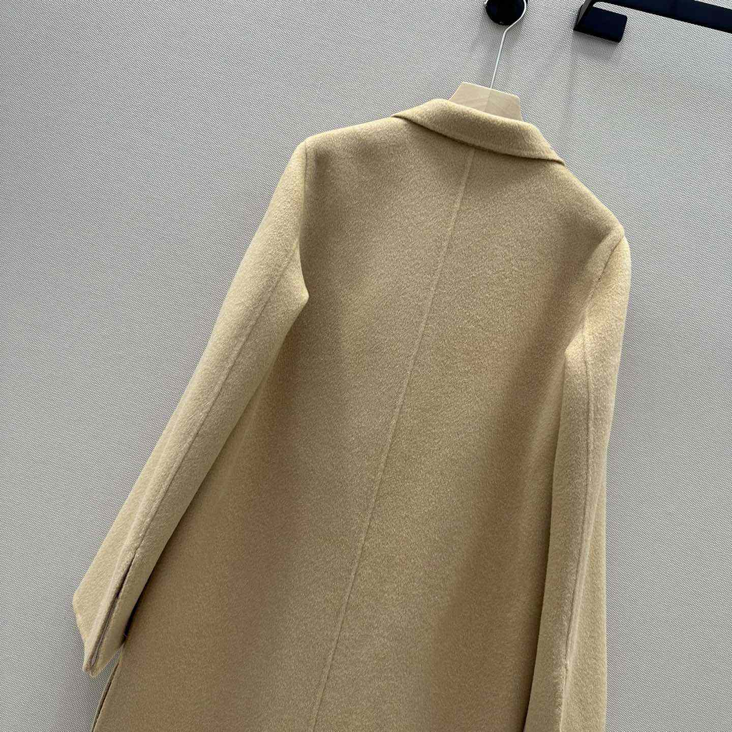 Fendi Wool Coat - DesignerGu