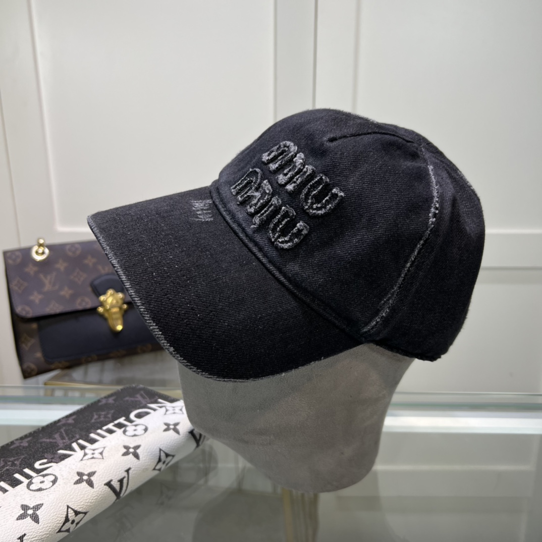 Miu Miu Baseball Cap - DesignerGu