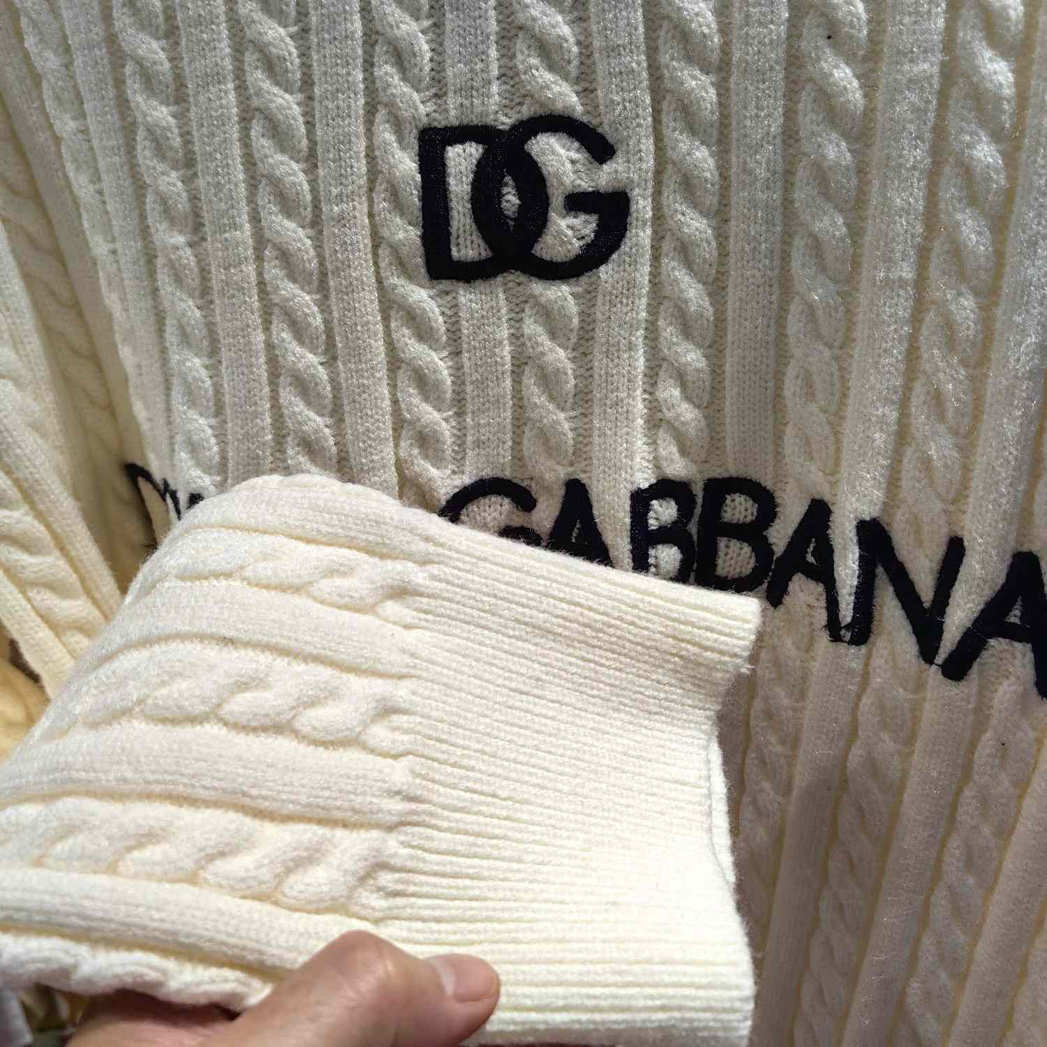 Dolce & Gabbana White Logo-embroidery Virgin Wool Jumper - DesignerGu