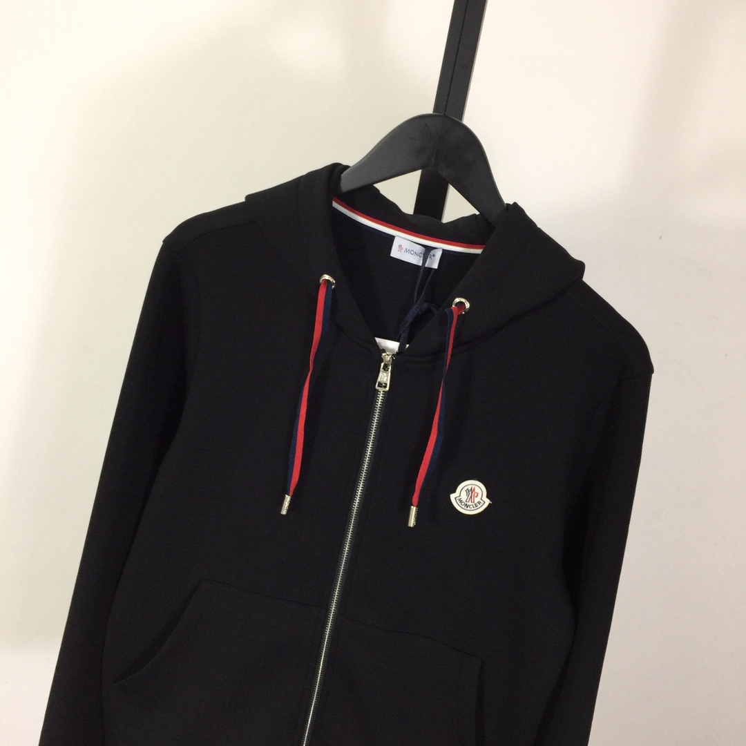 Moncler Hooded Jacket - DesignerGu