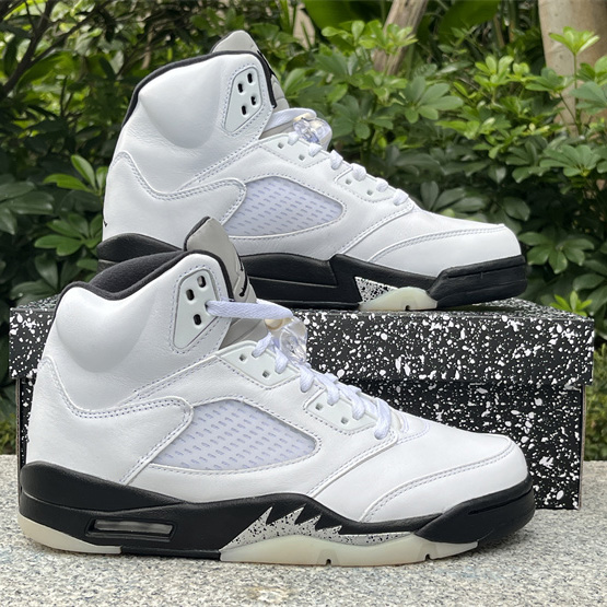 Air Jordan 5 “Reverse Metallic” Sneakers    DD0587-110 - DesignerGu