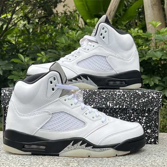 Air Jordan 5 “Reverse Metallic” Sneakers    DD0587-110 - DesignerGu