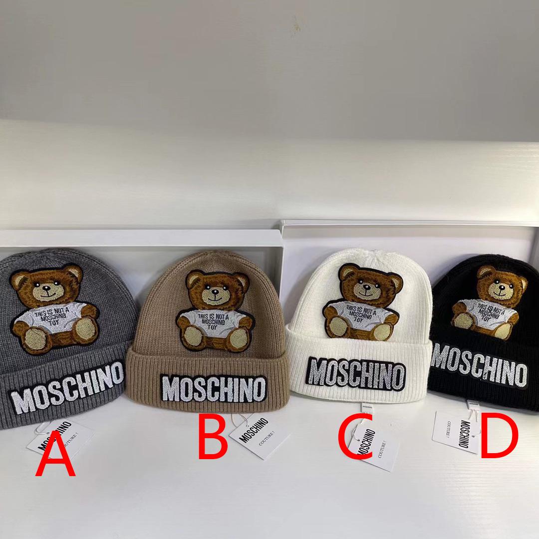 Moschino Beanie  - DesignerGu