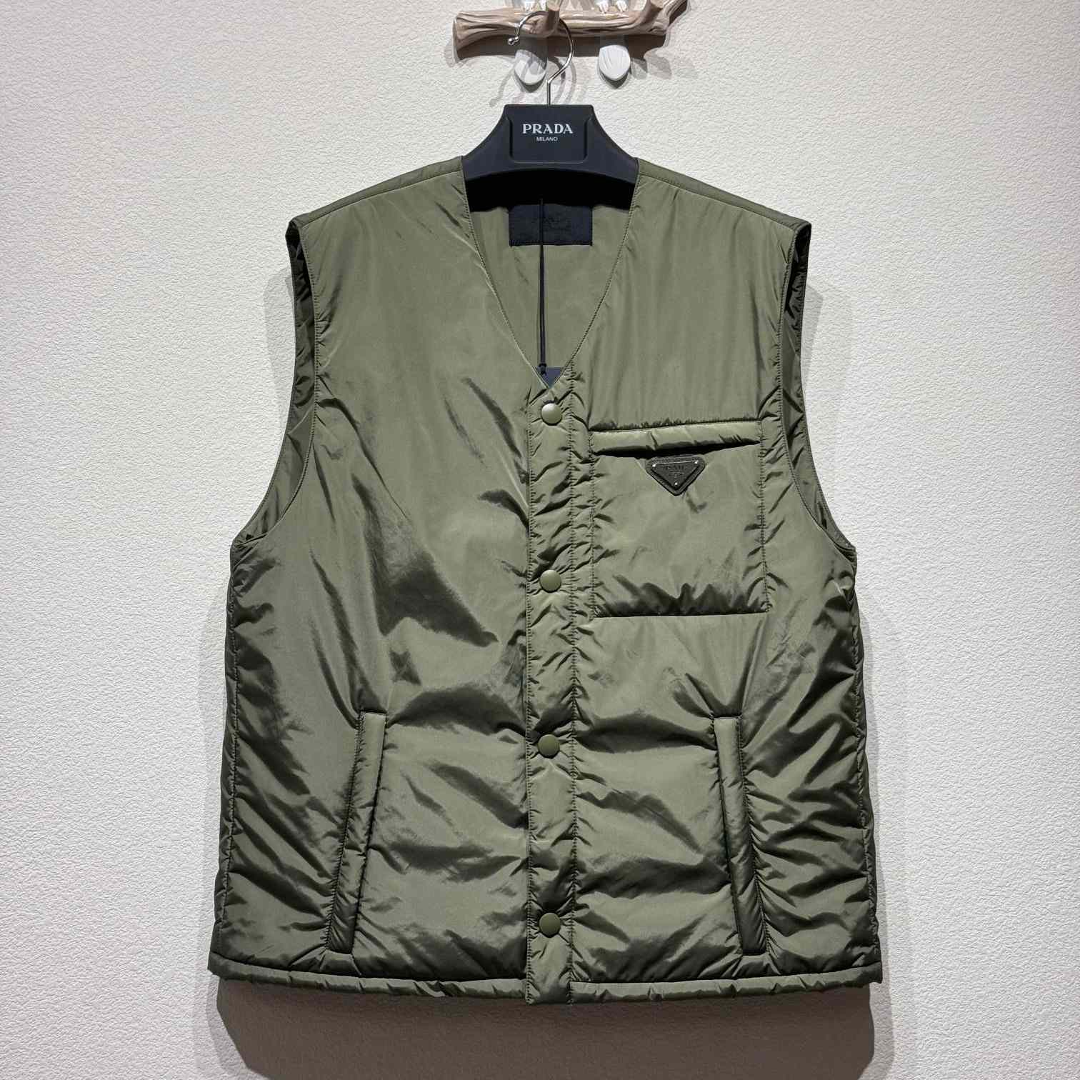 Prada Re-Nylon Vest - DesignerGu