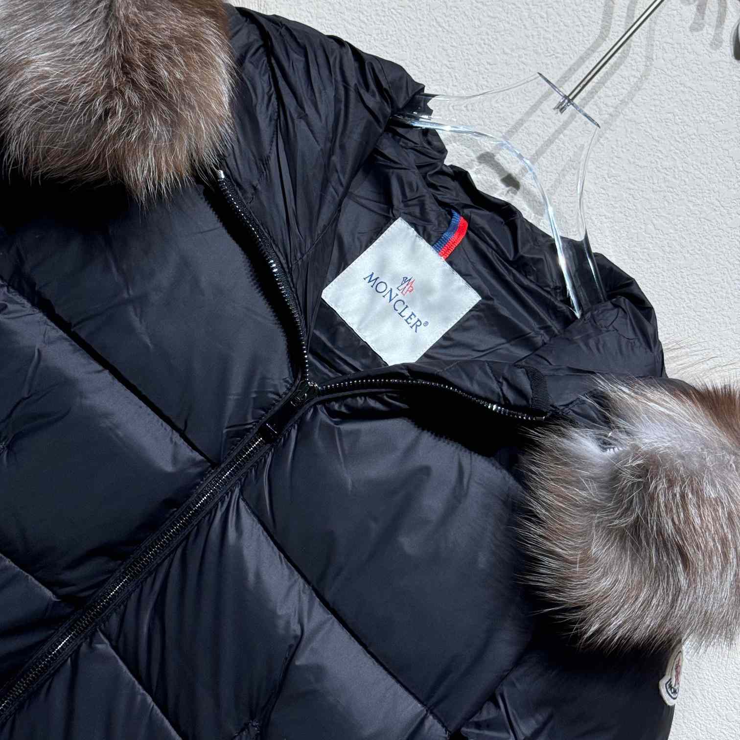 Moncler Boed Down Jacket - DesignerGu