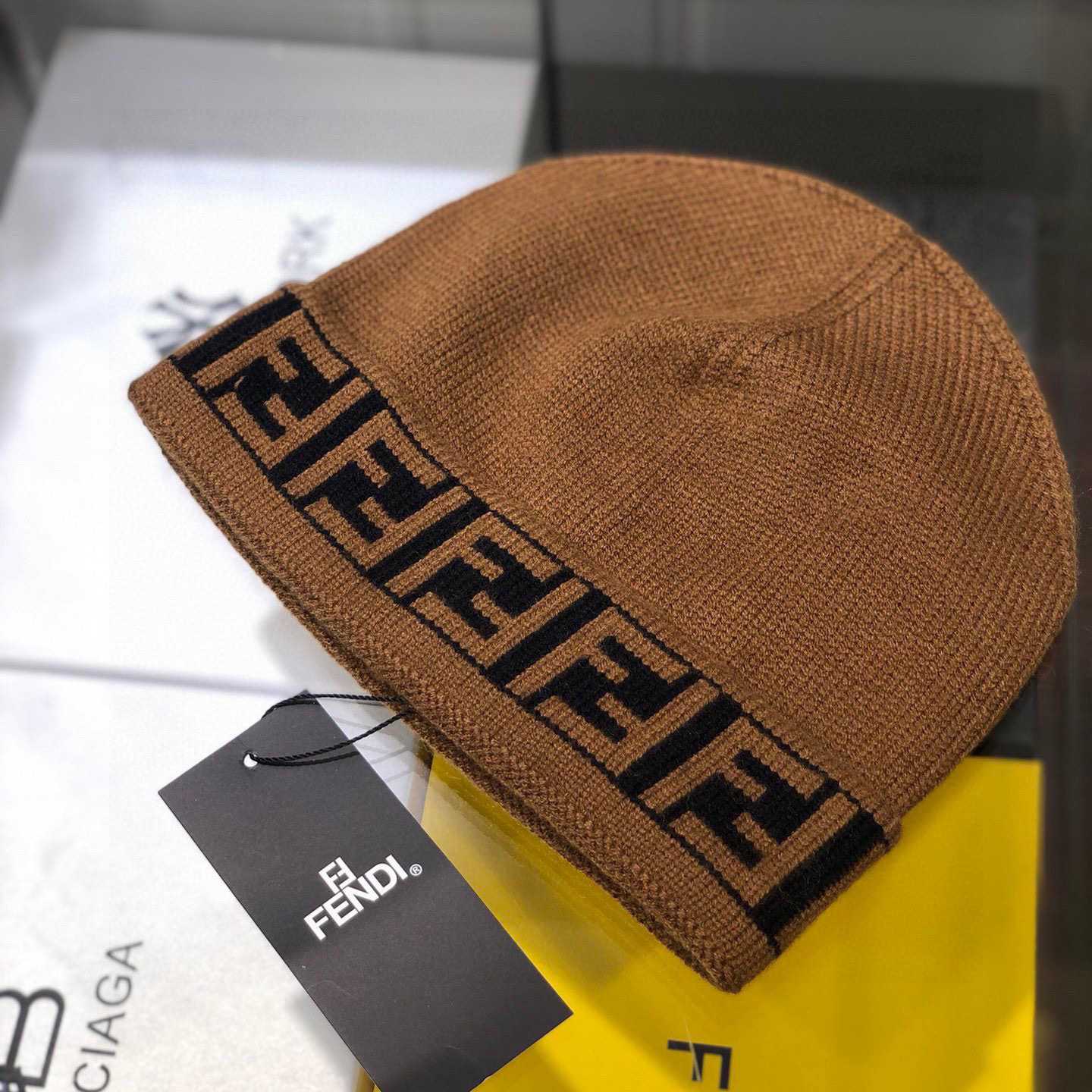 Fendi Beanie  - DesignerGu