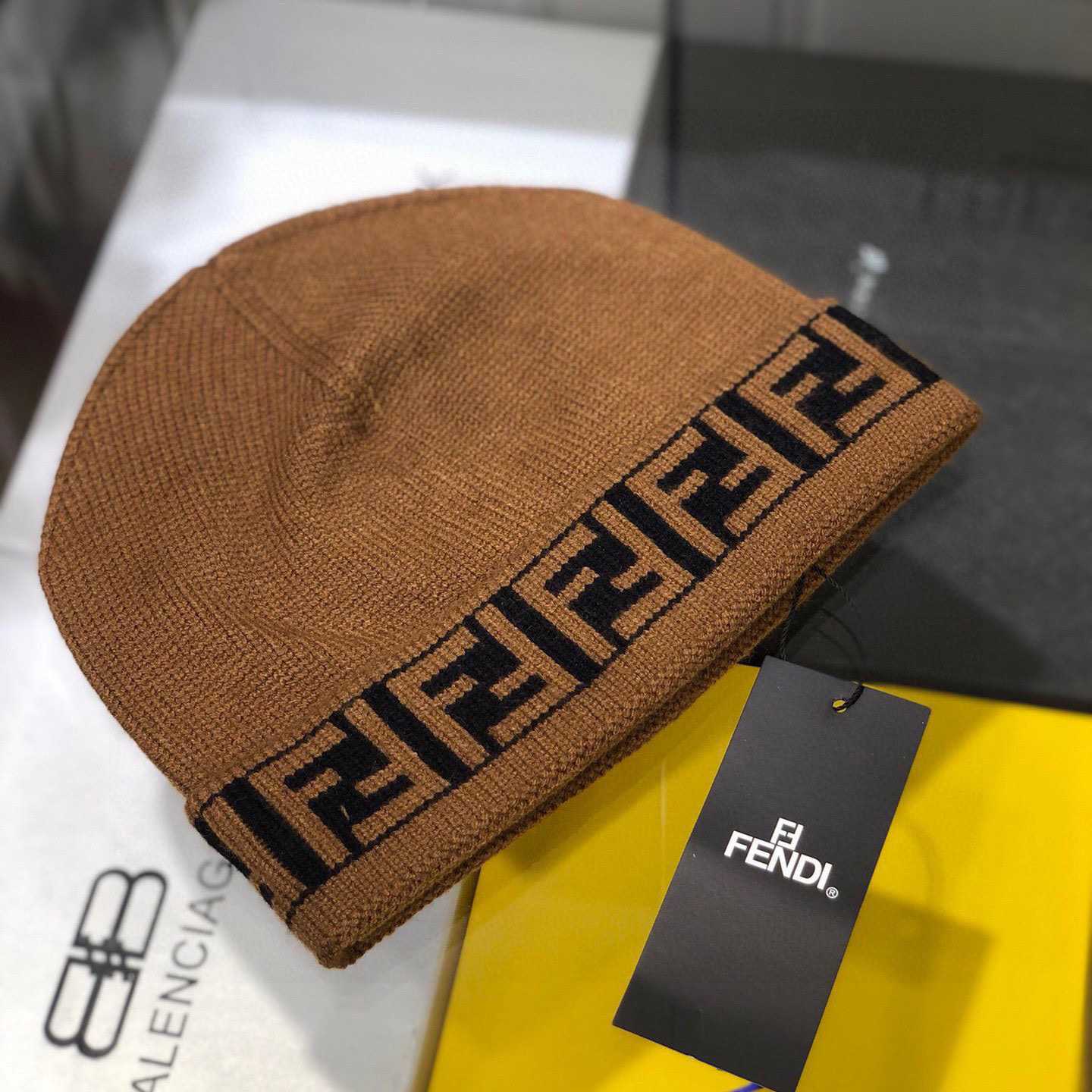 Fendi Beanie  - DesignerGu