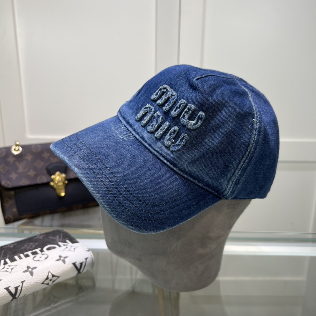 Miu Miu Baseball Cap - DesignerGu