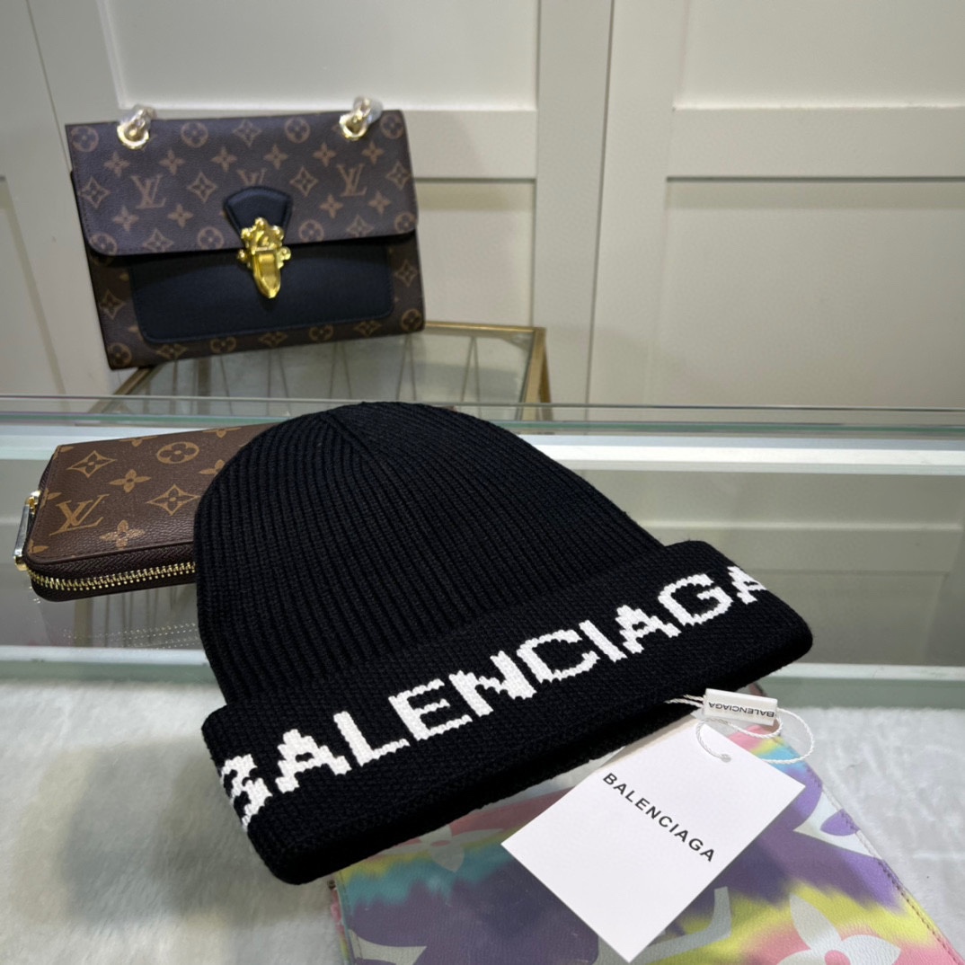 Balenciag Beanie  - DesignerGu