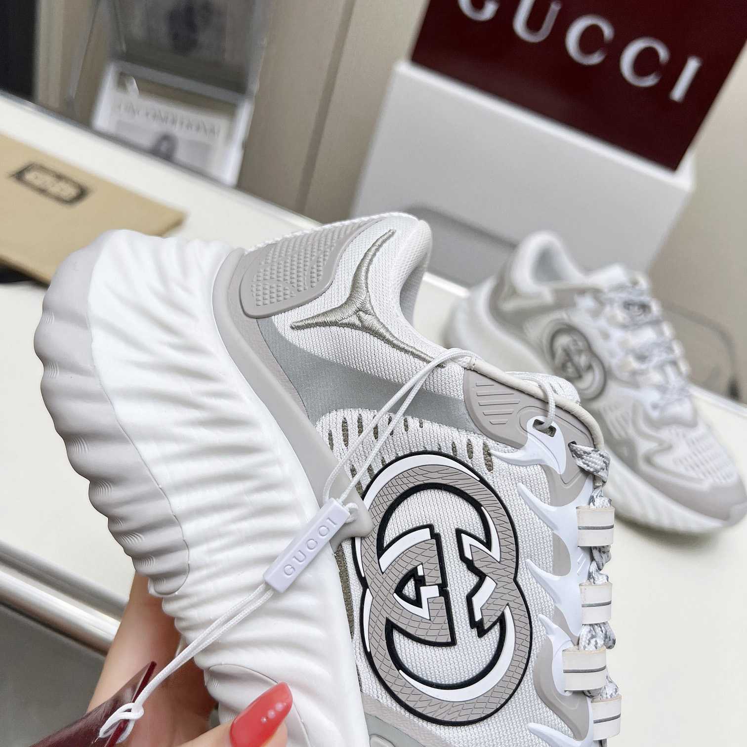 Gucci Ripple Sneaker - DesignerGu