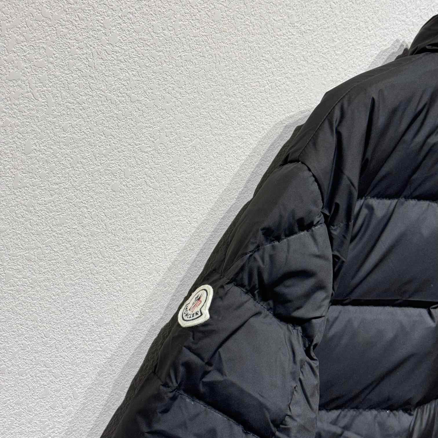 Moncler Down Jacket - DesignerGu