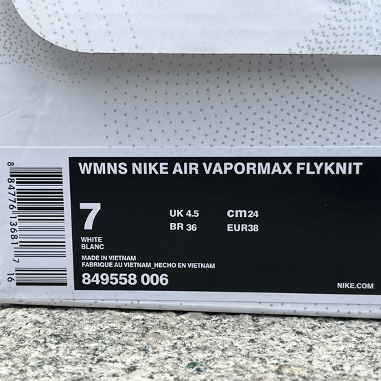 Nike Vapormax OG Sneakers      849558-006 - DesignerGu