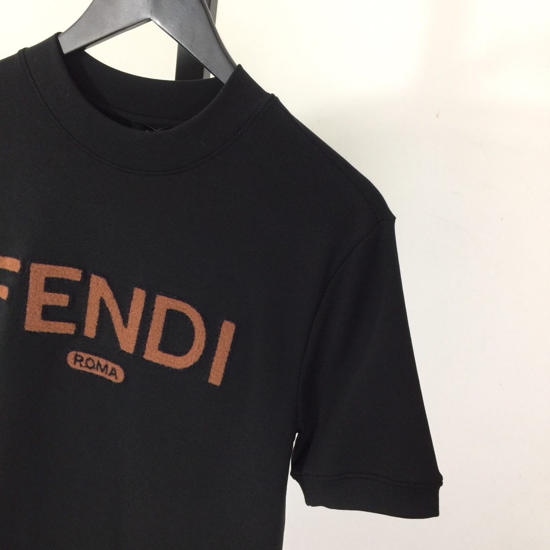 Fendi Black Cotton T-shirt - DesignerGu