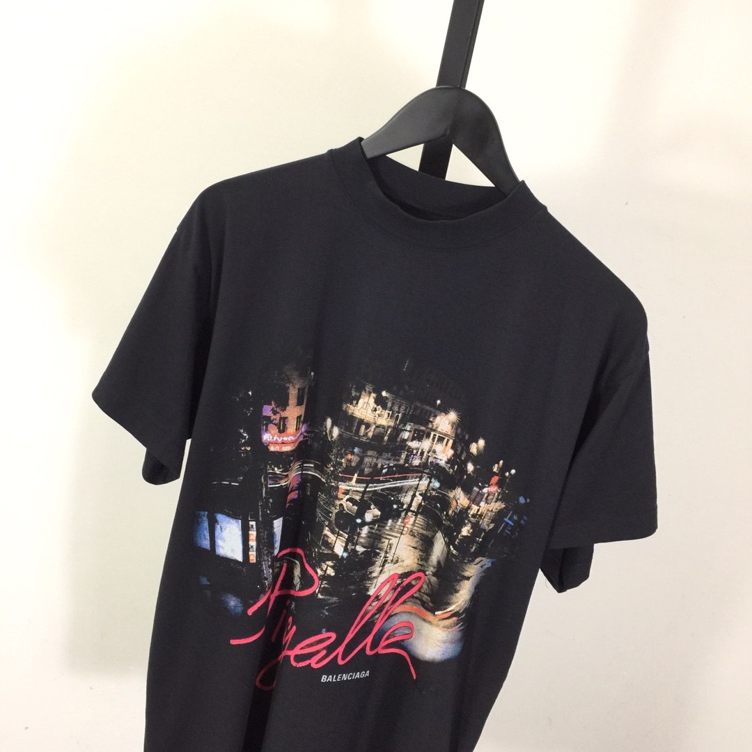 Balenciaga Pigalle T-Shirt Oversized In Black - DesignerGu