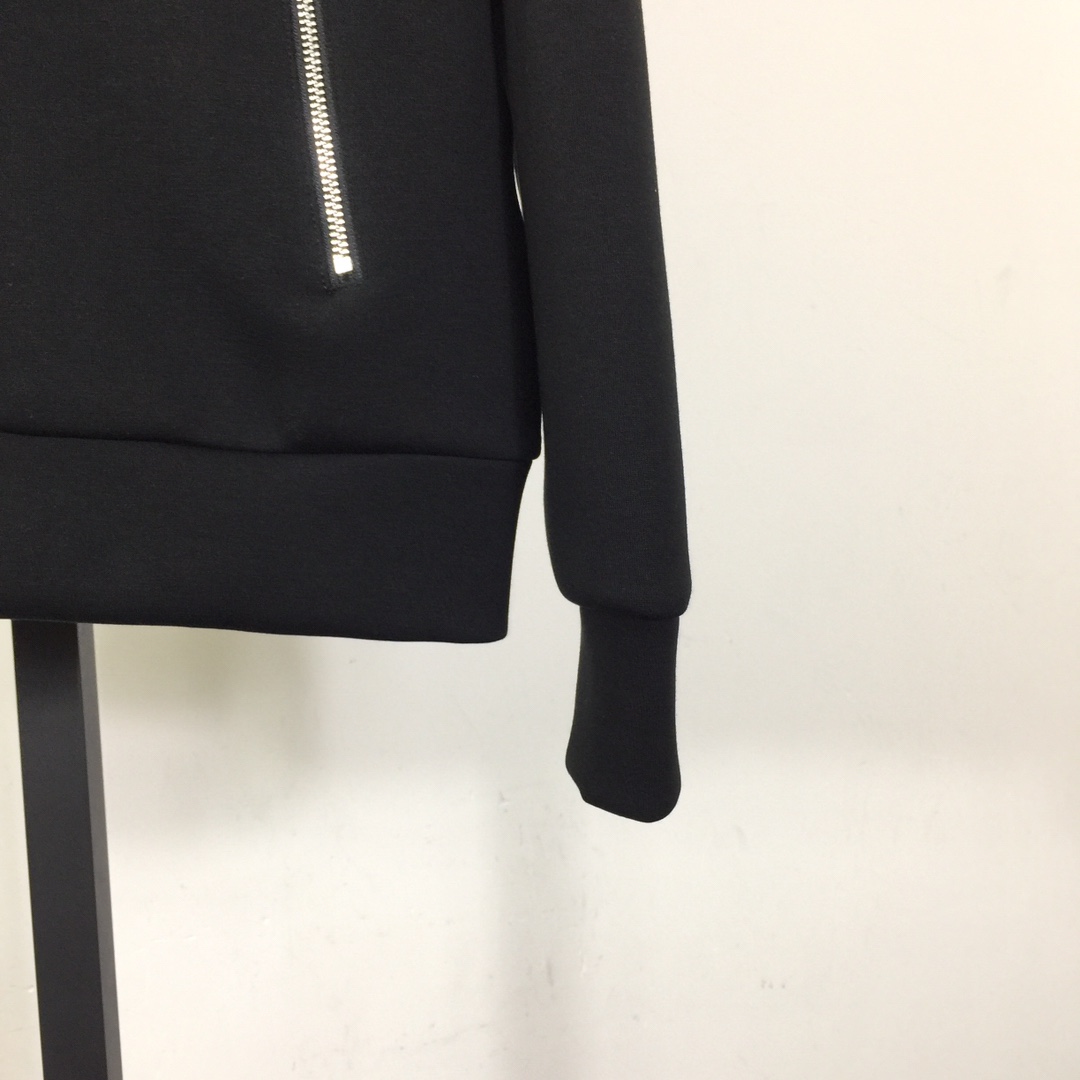 Louis Vuitton Hooded Jacket - DesignerGu