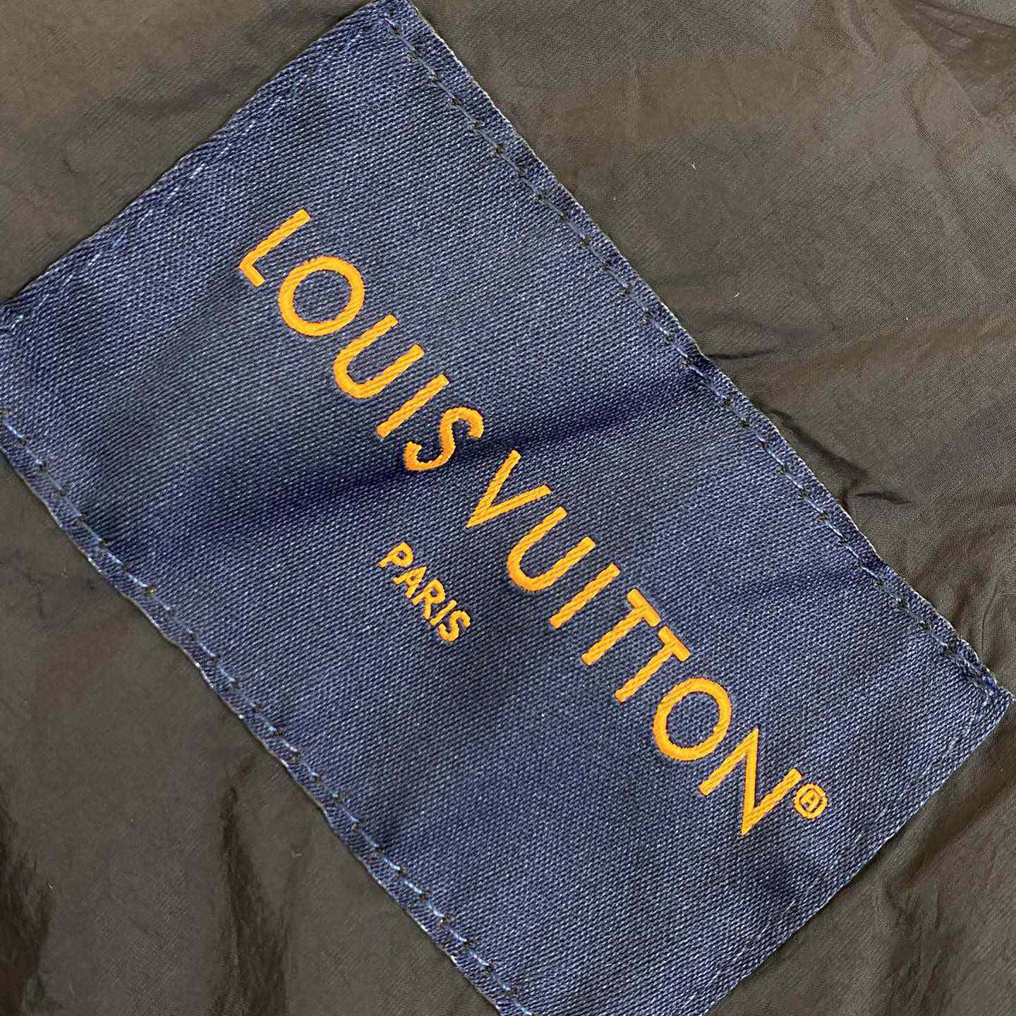 Louis Vuitton Monogram Quilted Gilet    - DesignerGu