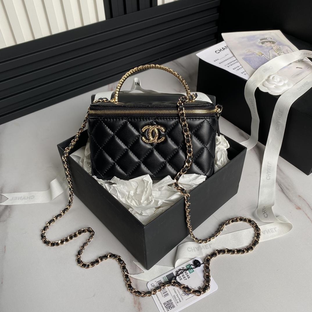 Chanel Flap Bag With Top Handle    17cm - DesignerGu