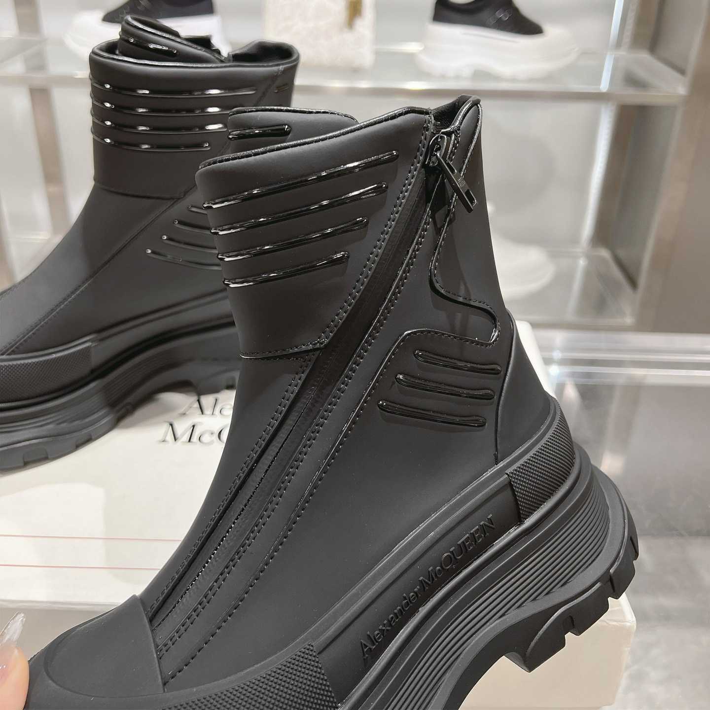 Alexander McQueen Booties - DesignerGu