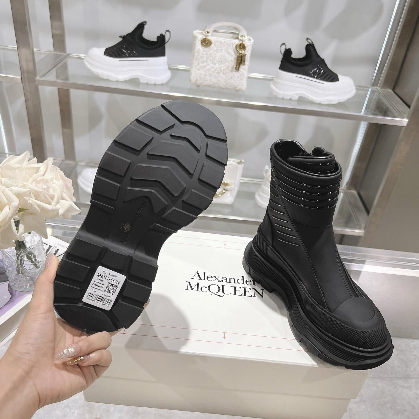 Alexander McQueen Booties - DesignerGu