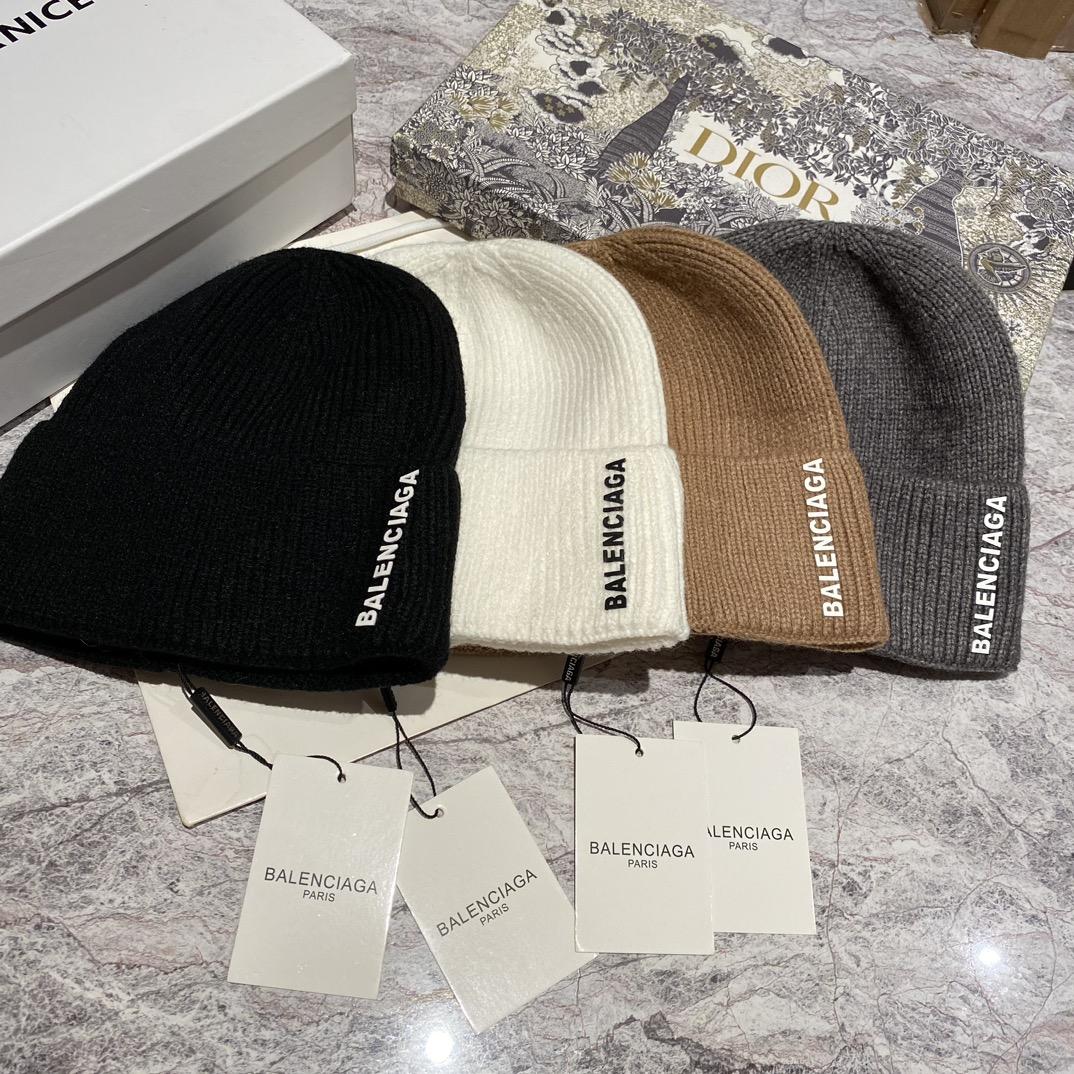 Balenciag Beanie  - DesignerGu