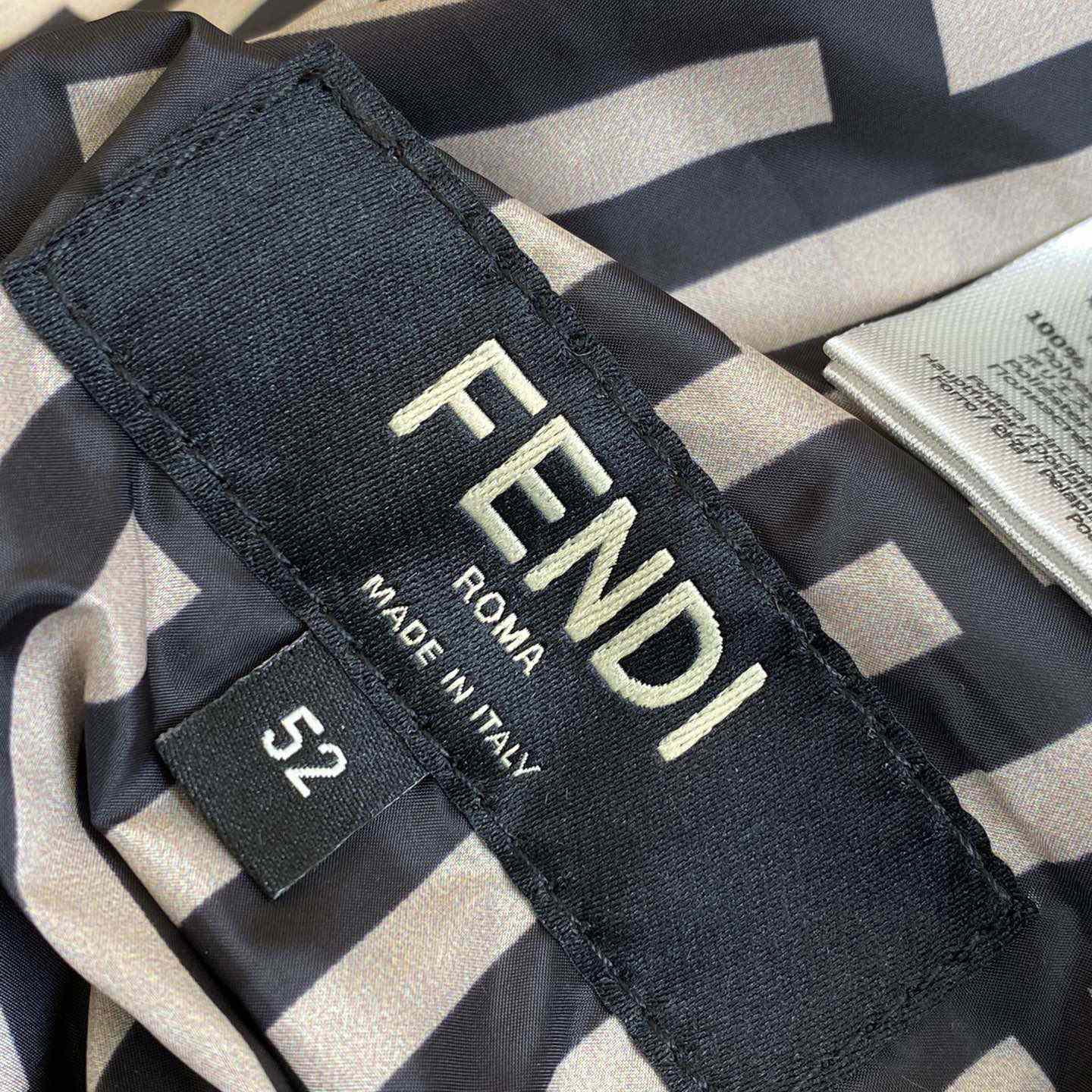 Fendi Logo-patch Reversible Puffer Jacket - DesignerGu