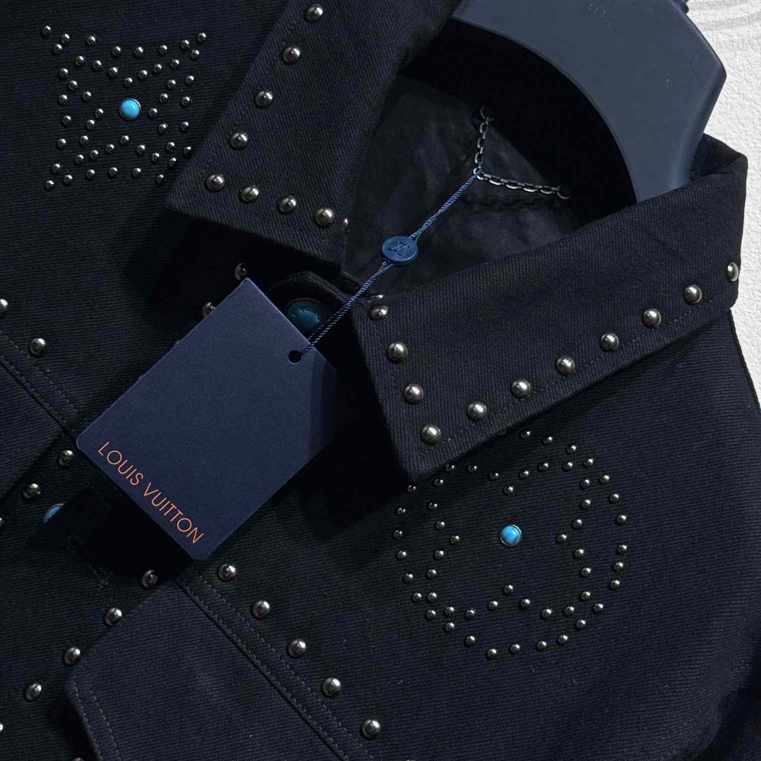 Louis Vuitton Embroidered Denim Jacket   1AFWX5 - DesignerGu