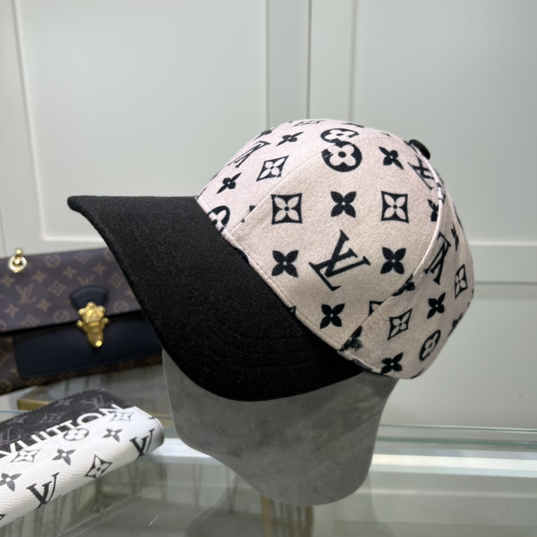 Louis Vuitton Cap - DesignerGu