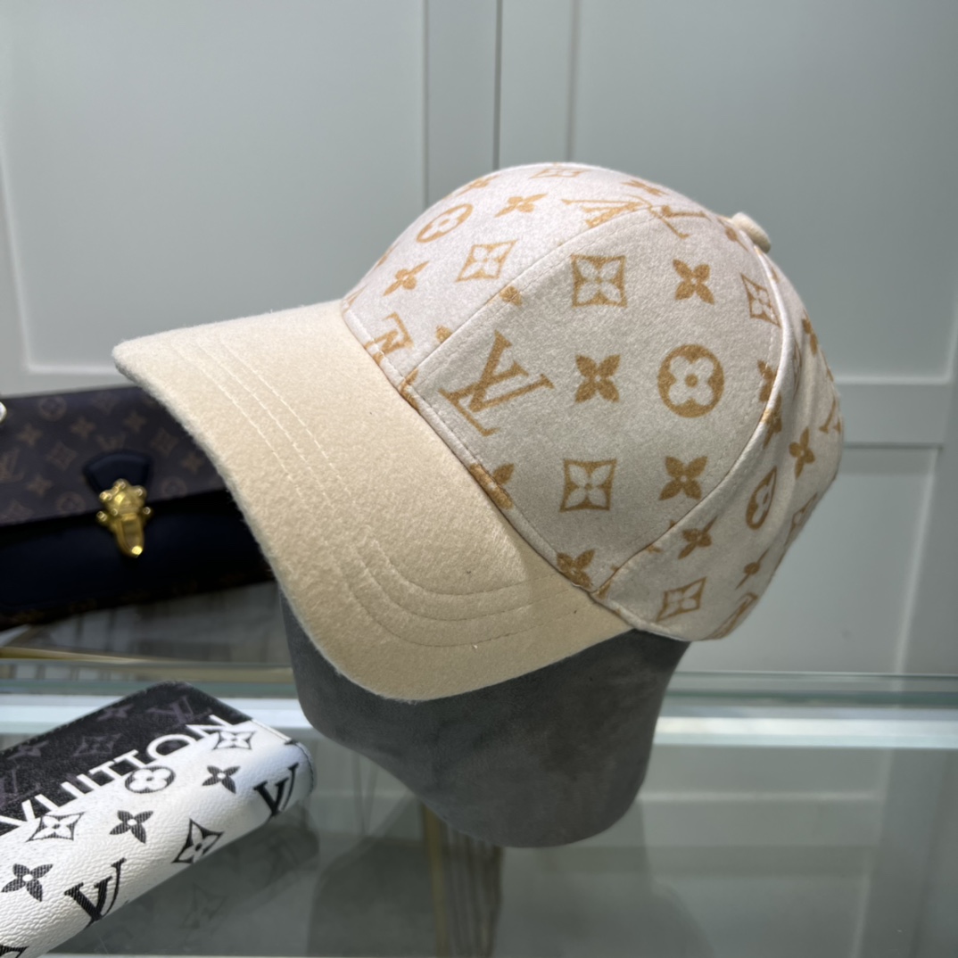 Louis Vuitton Cap - DesignerGu