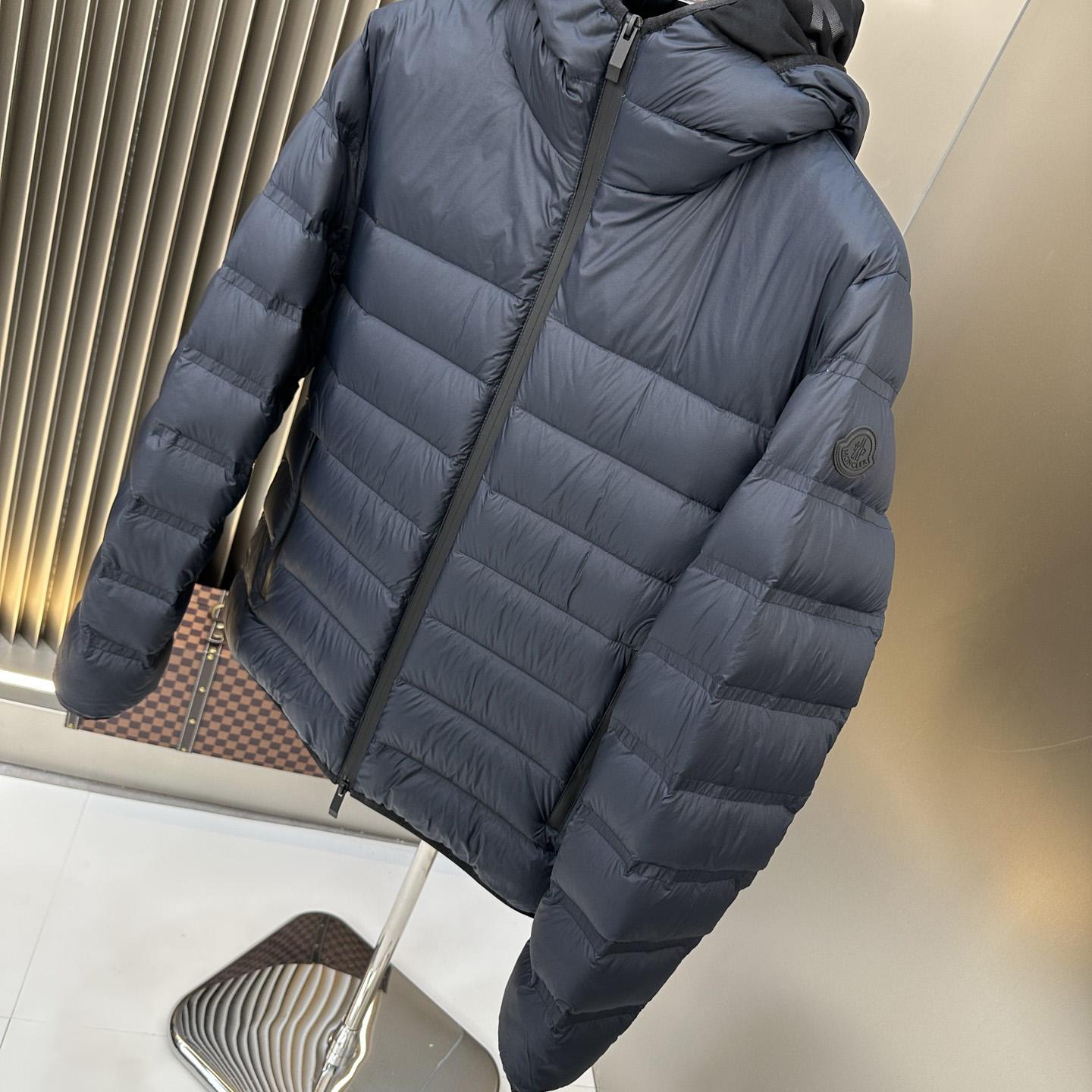 Moncler Hooded Puffer Jacket - DesignerGu