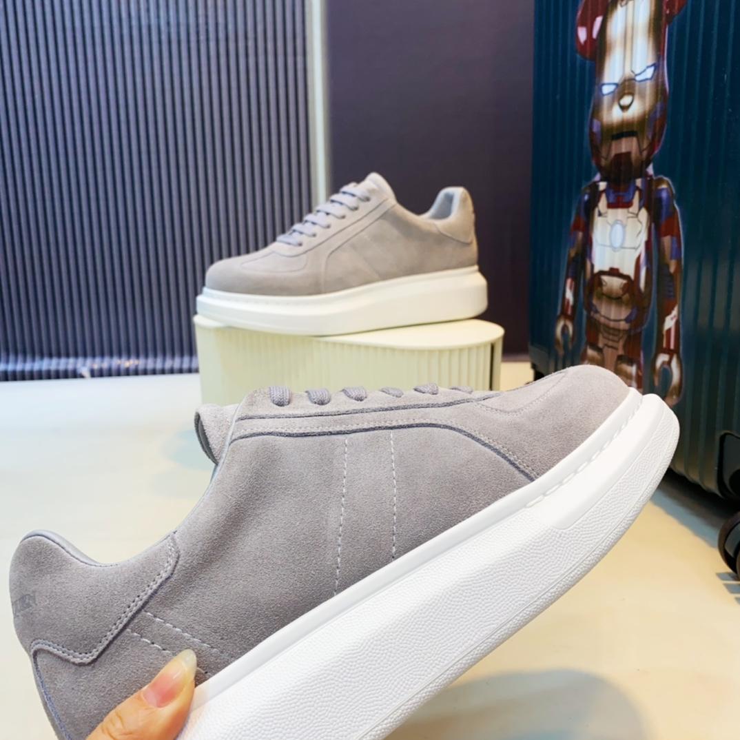 Alexander Mqueen Oversized Sneakers - DesignerGu