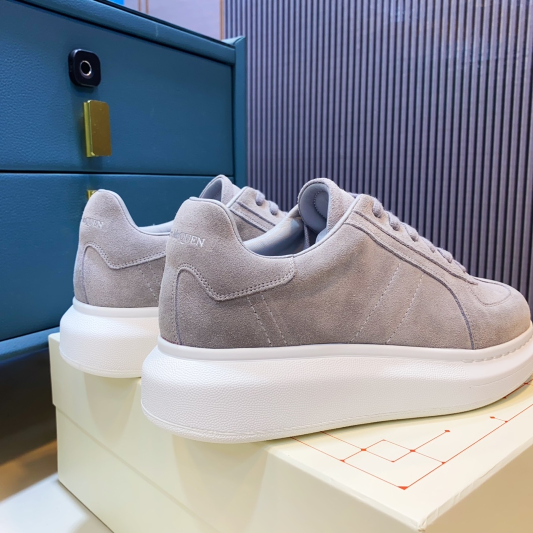 Alexander Mqueen Oversized Sneakers - DesignerGu