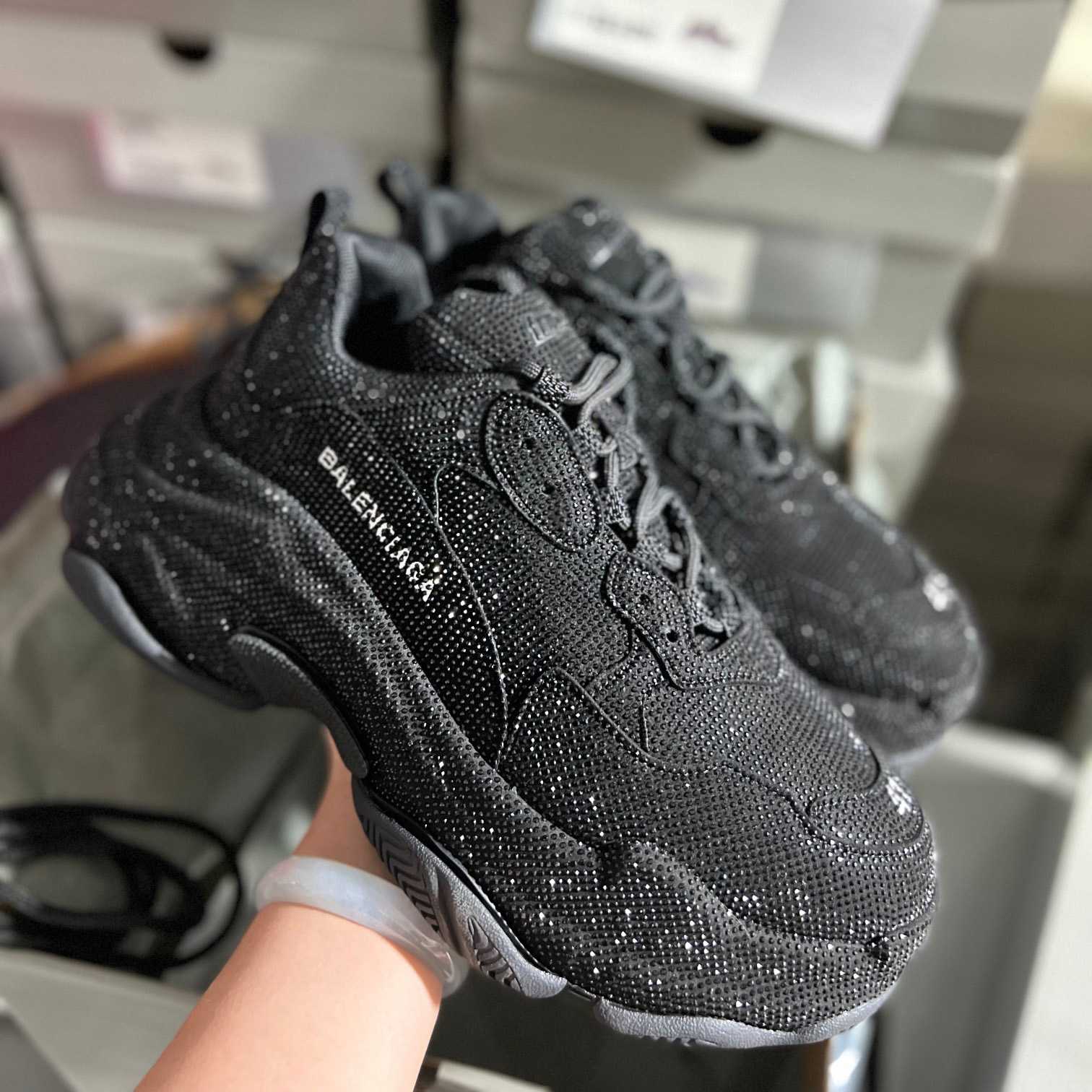 Balenciaga Triple S Sneaker  - DesignerGu