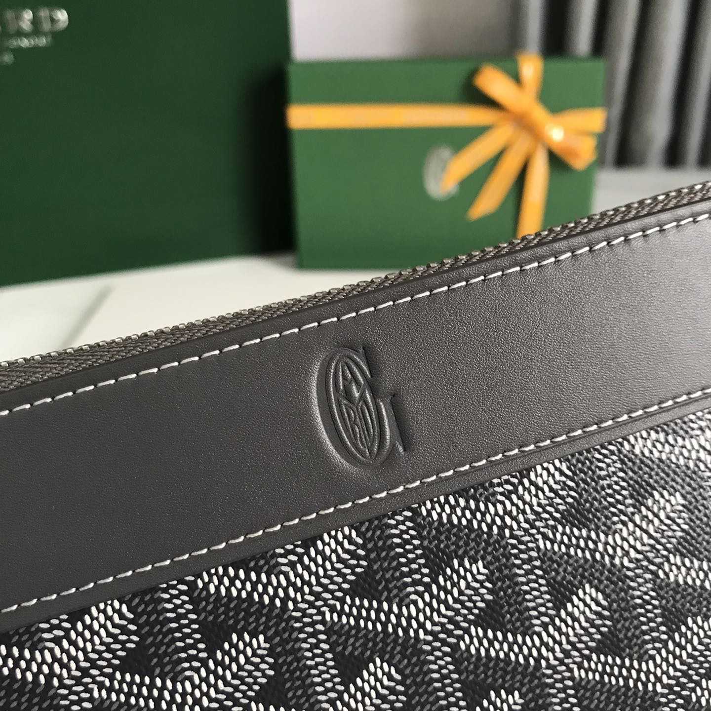 Goyard Matignon GM Wallet - DesignerGu